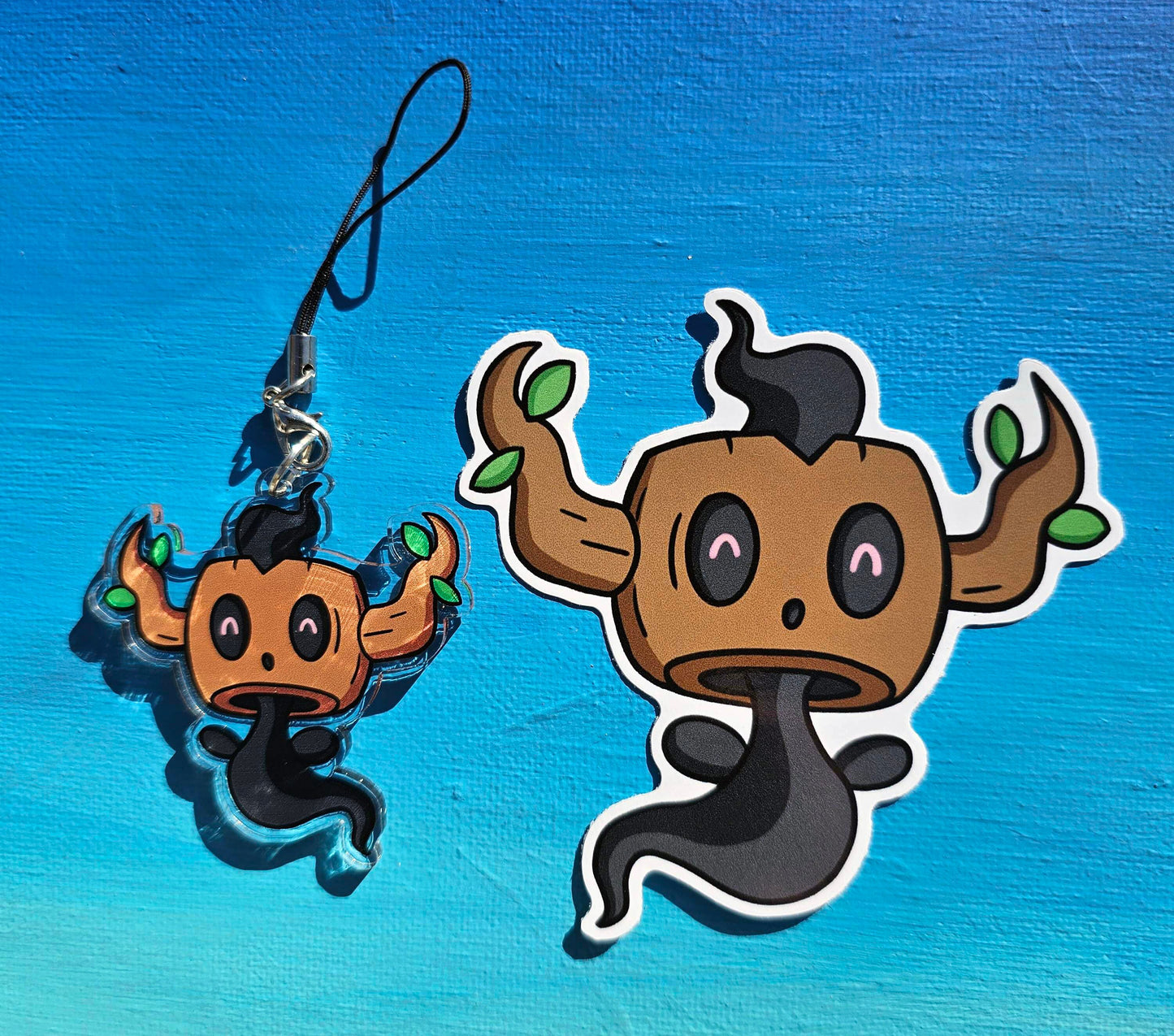 Double-Sided Happy Phantump Charm