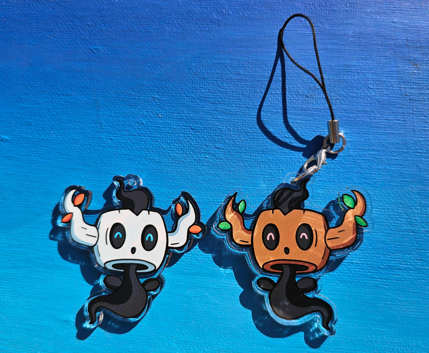 Double-Sided Happy Phantump Charm